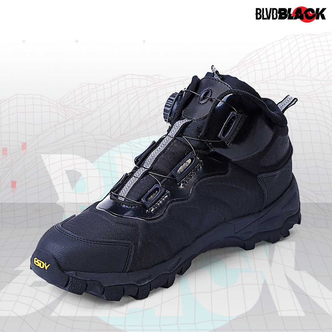 TREK SafeLock Sneaker Boot - BLVDblack